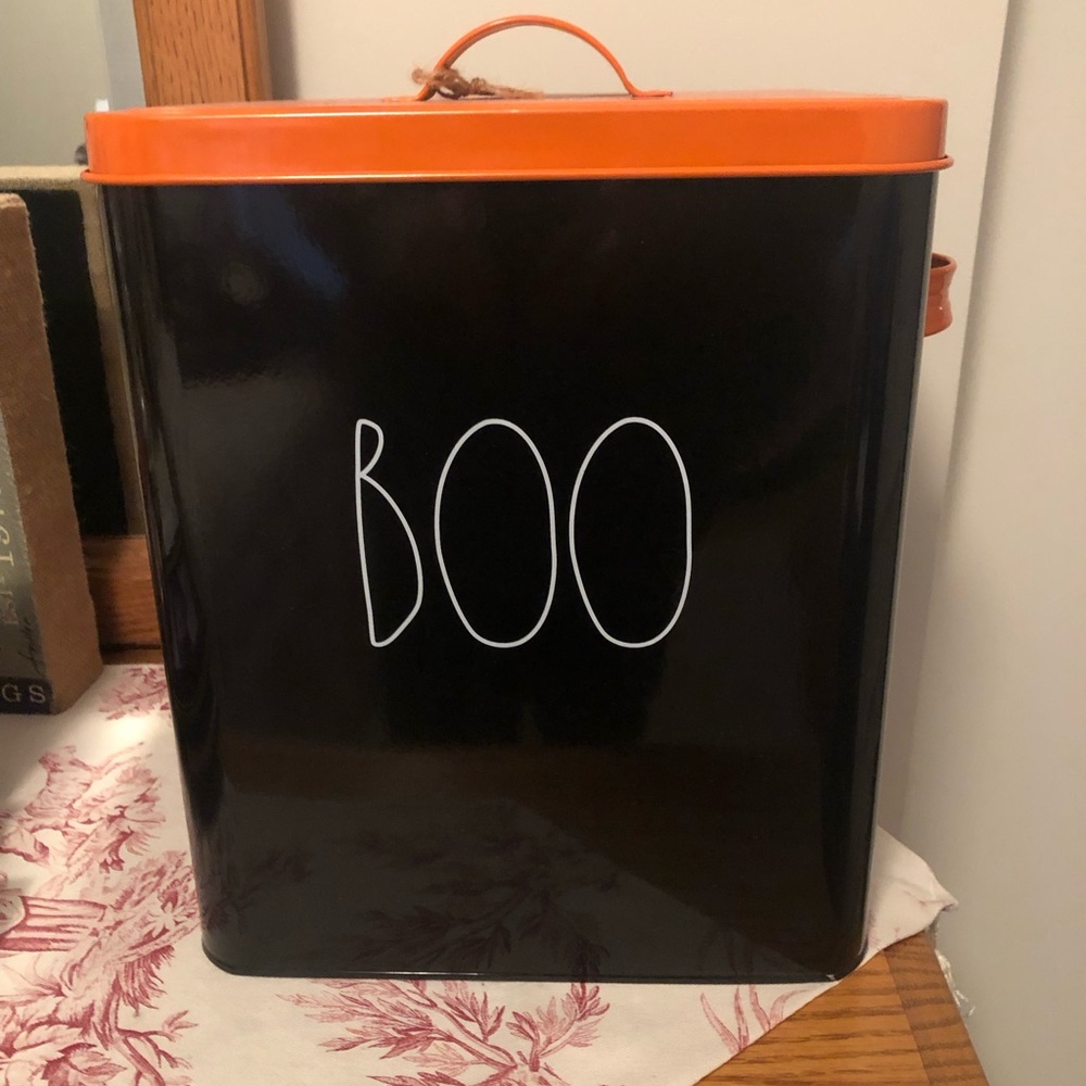 Rae Dunn Halloween Pet Food Tin